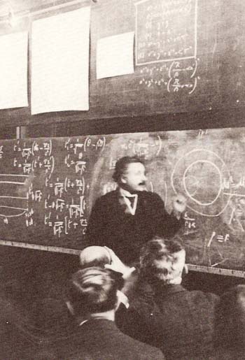 Einstein lecturing