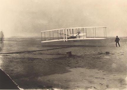 Beginning of the Wright brother's first powered flight