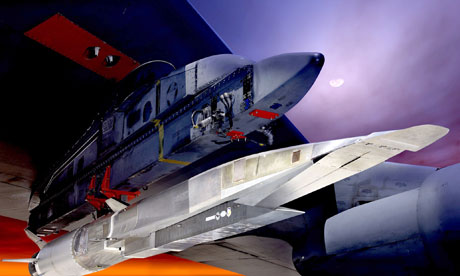 X-51A Waverider mounted under the wing of a B-52. Image credit: US Air Force