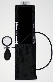 aneroid sphymomanometer with cuff