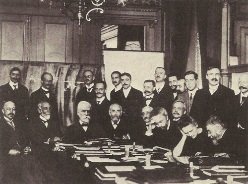 The new ideas about atomic physics were brought together at a series of conferences, such as this Solvay meeting at Brussels in 1911, attended by Bohr, Rutherford, Planck, Curie and others.
