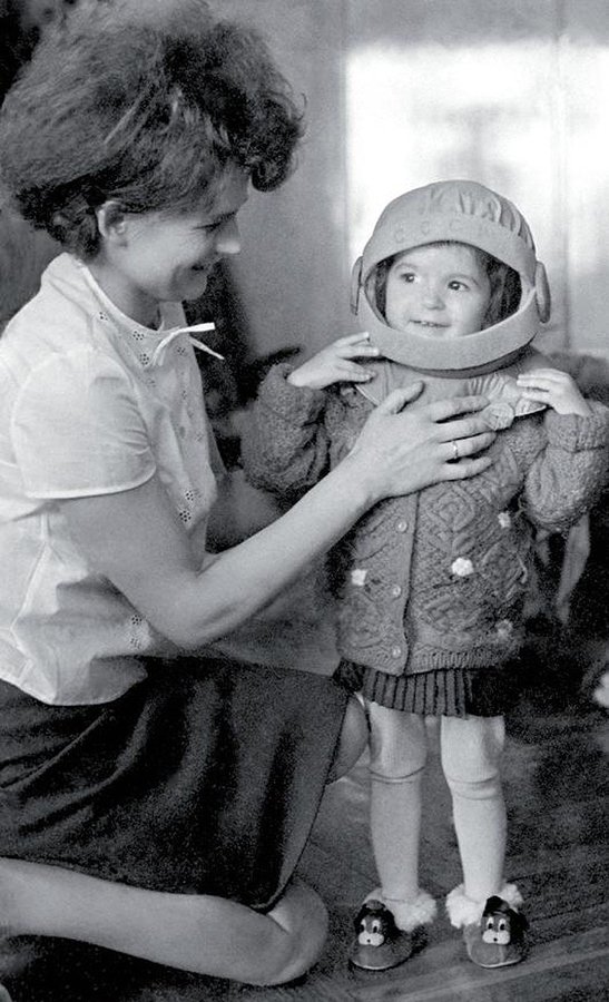 Valentina Tereshkova and daughter