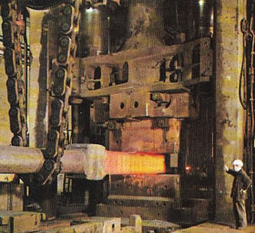 Giant hydraulic press