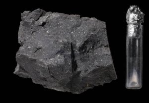 Cold Bokkeveld meteorite fragment
