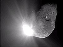 image taken by the flyby probe moments after the impactor collided with comet Tempel 1
