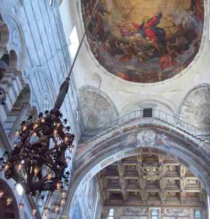 Pisa cathedral lamp