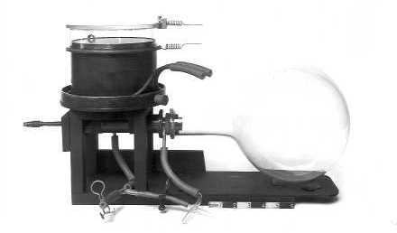 Wilson's cloud chamber of 1912