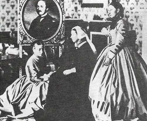 The death of Albert in 1861 led Victoria to withdraw from social life and dress in mourning for many years. At this point her popularity reached its lowest ebb, but revived by the 1880s.