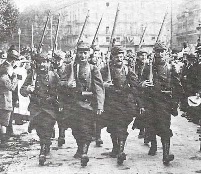 High-spirited French soldiers marching to the front after the outbreak of war in August 1914 typified the enthusiasm of all the belligerent countries, based on intense nationalism and a belief that the war would be short and glorious.
