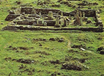 The Temple of the Obelisks at Byblos (the most powerful Phoenician city in the Egyptian period) dates from the middle Bronze Age.