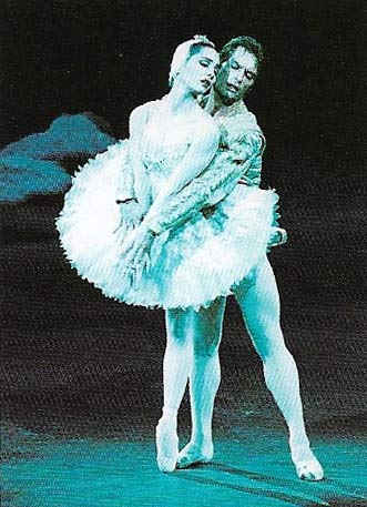 A scene from the English National Ballet's 1999 production of Swan Lake