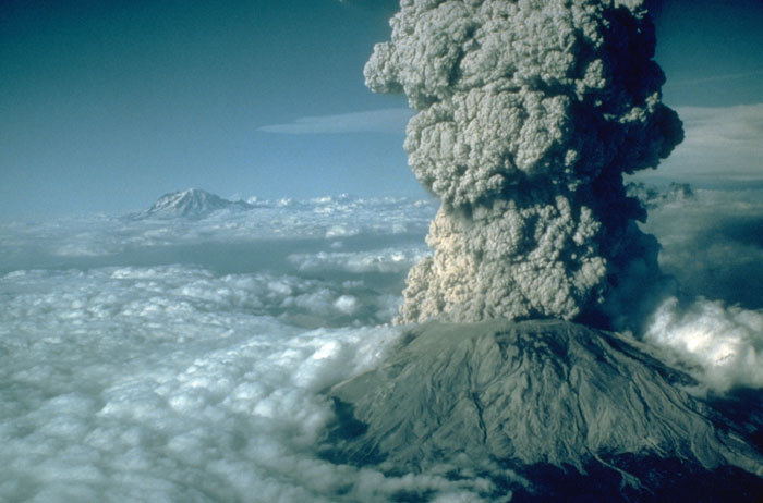 Mount St. Helens eruption