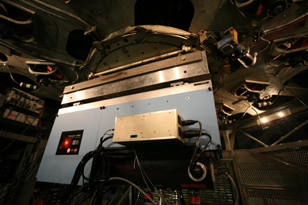 The Project 1640 instrument mounted at the focus of the 200-inch Hale telescope. Image credit: AMNH/B. R. Oppenheimer