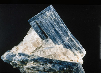 kyanite