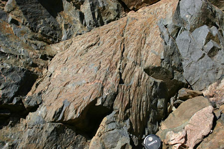 Shatter cones in the Santa Fe impact structure near Santa Fe, New Mexico