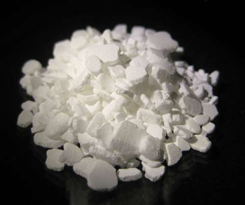 Anhydrous calcium chloride