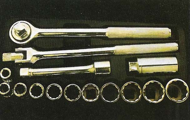 Set of socket spanners