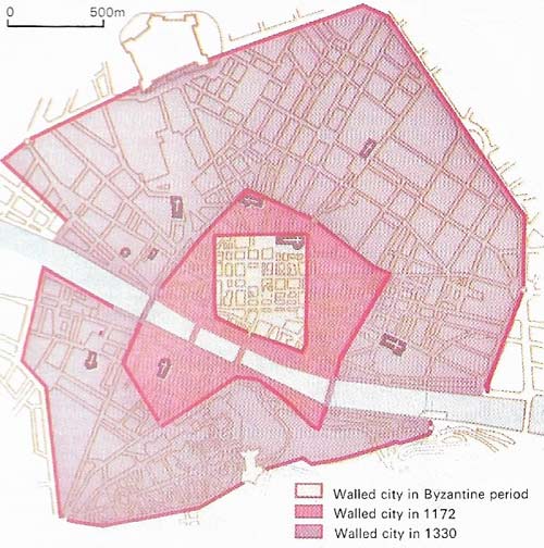 The fortified Roman town of Florence was reduced during the stagnation of the Dark Ages but grew rapidly in the twelfth and thirteenth centuries.