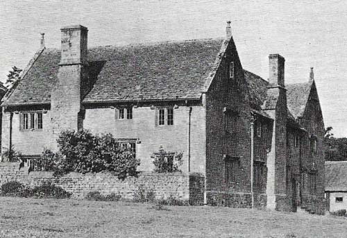 Warminster Hall, on the border of Oxfordshire and Warwickshire was bought on 1572 by Richard Cooper, a successful Yeoman.