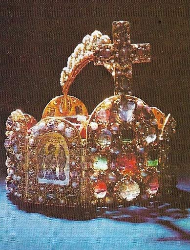 The imperial crown of Otto I was made for his papal investiture in 962.