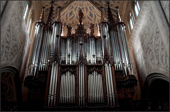 cathedral organ